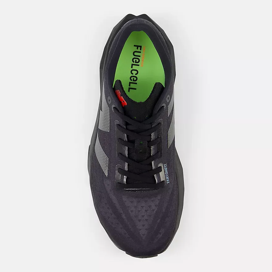 ニューバランス FuelCell SuperComp Trainer​ v4 New Balance M SuperComp Trainer v4 Black/Black